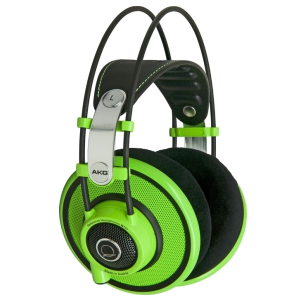 AKG Q701